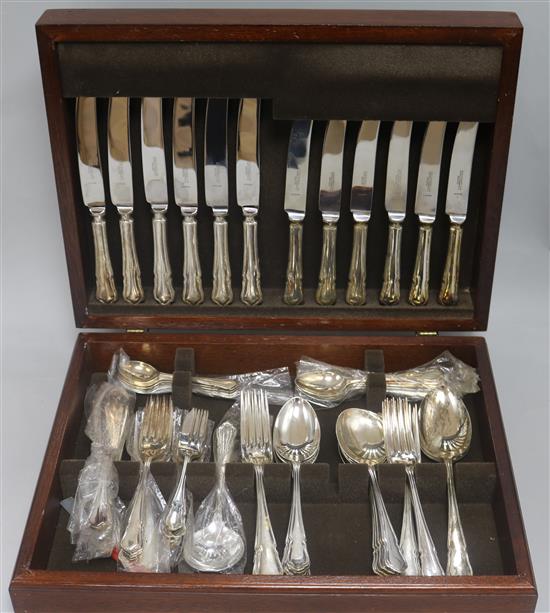 A plated canteen of cutlery